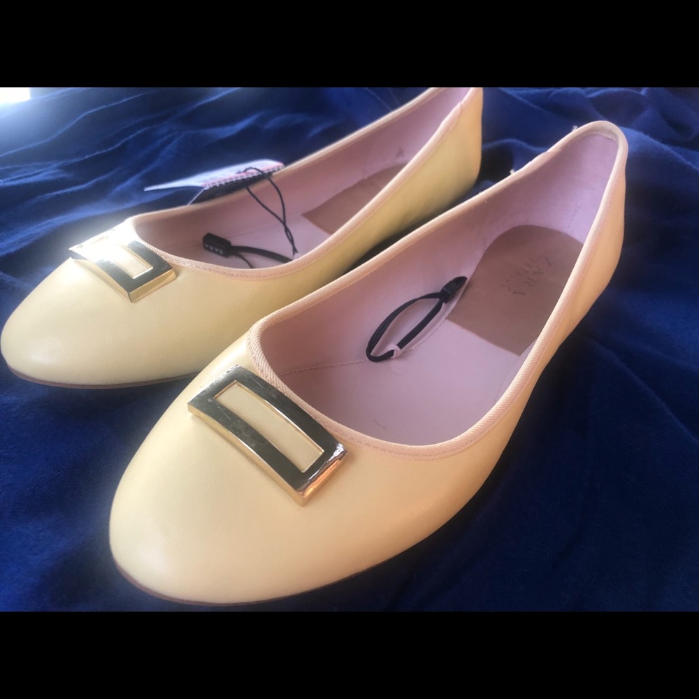 ZARA FLATS
